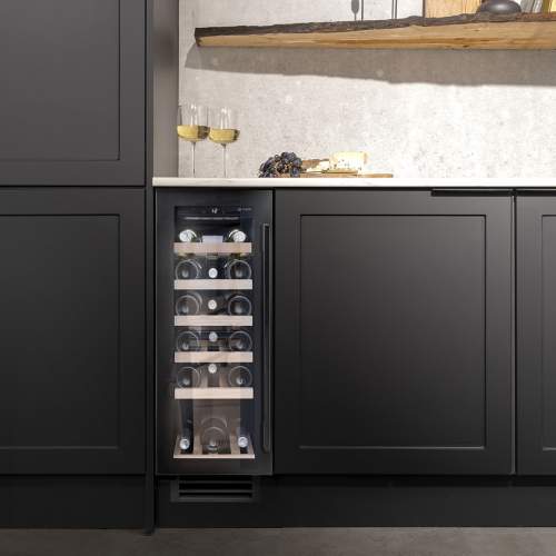 Caple Wi3126BG Black Undercounter Single Zone Wine Cooler